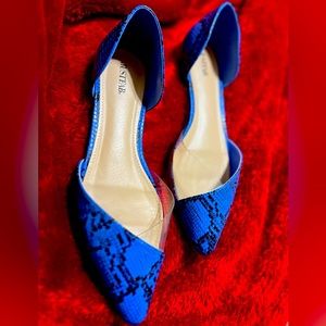 *NEW* Blue snakeskin flat shoes + FREE SHIPPING